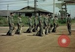 Immagine di Cani sentinella Tan Son Nhut Air Force Base Vietnam, 1965, secondo 35 filmato di repertorio 65675028496