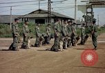 Immagine di Cani sentinella Tan Son Nhut Air Force Base Vietnam, 1965, secondo 38 filmato di repertorio 65675028496