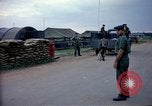 Immagine di Cani sentinella Tan Son Nhut Air Force Base Vietnam, 1965, secondo 21 filmato di repertorio 65675028497