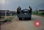 Immagine di Cani sentinella Tan Son Nhut Air Force Base Vietnam, 1965, secondo 40 filmato di repertorio 65675028497