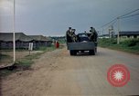Immagine di Cani sentinella Tan Son Nhut Air Force Base Vietnam, 1965, secondo 42 filmato di repertorio 65675028497