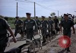 Immagine di Cani sentinella Tan Son Nhut Air Force Base Vietnam, 1965, secondo 38 filmato di repertorio 65675028498