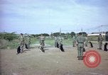 Immagine di Cani sentinella Tan Son Nhut Air Force Base Vietnam, 1965, secondo 45 filmato di repertorio 65675028498