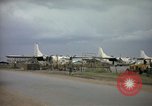 Immagine di Cani sentinella Tan Son Nhut Air Force Base Vietnam, 1965, secondo 10 filmato di repertorio 65675028499