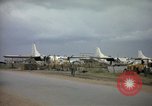 Immagine di Cani sentinella Tan Son Nhut Air Force Base Vietnam, 1965, secondo 12 filmato di repertorio 65675028499