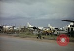Immagine di Cani sentinella Tan Son Nhut Air Force Base Vietnam, 1965, secondo 23 filmato di repertorio 65675028499
