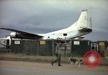 Immagine di Cani sentinella Tan Son Nhut Air Force Base Vietnam, 1965, secondo 37 filmato di repertorio 65675028499