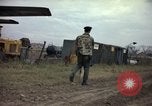 Immagine di Cani sentinella Tan Son Nhut Air Force Base Vietnam, 1965, secondo 54 filmato di repertorio 65675028499