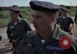 Standbild sentry Hunde Tan Son Nhut Air Force Base Vietnam, 1965, aus Sekunde 5 historischem Filmmaterial Videoclip 65675028500