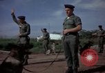 Standbild sentry Hunde Tan Son Nhut Air Force Base Vietnam, 1965, aus Sekunde 13 historischem Filmmaterial Videoclip 65675028500