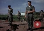 Standbild sentry Hunde Tan Son Nhut Air Force Base Vietnam, 1965, aus Sekunde 19 historischem Filmmaterial Videoclip 65675028500