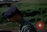 Standbild sentry Hunde Tan Son Nhut Air Force Base Vietnam, 1965, aus Sekunde 54 historischem Filmmaterial Videoclip 65675028500