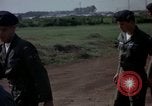 Standbild sentry Hunde Tan Son Nhut Air Force Base Vietnam, 1965, aus Sekunde 56 historischem Filmmaterial Videoclip 65675028500