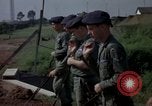 Standbild sentry Hunde Tan Son Nhut Air Force Base Vietnam, 1965, aus Sekunde 61 historischem Filmmaterial Videoclip 65675028500