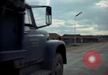 Standbild sentry Hunde Tan Son Nhut Air Force Base Vietnam, 1965, aus Sekunde 6 historischem Filmmaterial Videoclip 65675028508