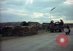 Standbild sentry Hunde Tan Son Nhut Air Force Base Vietnam, 1965, aus Sekunde 21 historischem Filmmaterial Videoclip 65675028508