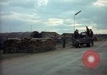 Standbild sentry Hunde Tan Son Nhut Air Force Base Vietnam, 1965, aus Sekunde 25 historischem Filmmaterial Videoclip 65675028508