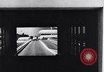 Standbild Ford bewegten Wandgemälde Flushing Meadows New York USA, 1940, aus Sekunde 44 historischem Filmmaterial Videoclip 65675028519