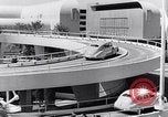 Standbild Ford bewegten Wandgemälde Flushing Meadows New York USA, 1940, aus Sekunde 54 historischem Filmmaterial Videoclip 65675028519