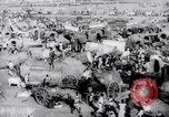 Immagine di Pellegrini indù Tamil Nadu India, 1943, secondo 22 filmato di repertorio 65675028523
