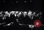 Standbild basketball Match New York United States USA, 1945, aus Sekunde 48 historischem Filmmaterial Videoclip 65675028535