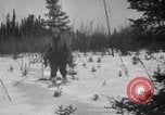 Image zone couverte de neige British Columbia, 1941, de la seconde 32 séquences d'archives historiques vidéo 65675028539