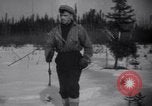 Image zone couverte de neige British Columbia, 1941, de la seconde 34 séquences d'archives historiques vidéo 65675028539