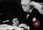 Standbild Winston Churchill London England Vereinigtes Königreich, 1941, aus Sekunde 36 historischem Filmmaterial Videoclip 65675028541