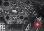 Standbild Messerschmitt Bf 110 oder Me 110 in USA inspiziert 1941 Downey California USA, 1941, aus Sekunde 17 historischem Filmmaterial Videoclip 65675028542