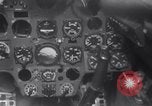 Standbild Messerschmitt Bf 110 oder Me 110 in USA inspiziert 1941 Downey California USA, 1941, aus Sekunde 19 historischem Filmmaterial Videoclip 65675028542