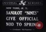 Standbild Kinder New York City USA, 1941, aus Sekunde 6 historischem Filmmaterial Videoclip 65675028547