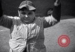 Standbild Kinder New York City USA, 1941, aus Sekunde 13 historischem Filmmaterial Videoclip 65675028547