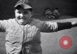Standbild Kinder New York City USA, 1941, aus Sekunde 16 historischem Filmmaterial Videoclip 65675028547