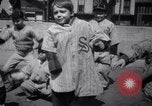 Standbild Kinder New York City USA, 1941, aus Sekunde 23 historischem Filmmaterial Videoclip 65675028547