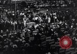 Immagine di Convenzione Nazionale Partito Comunista USA New York City USA, 1936, secondo 13 filmato di repertorio 65675028564