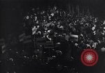 Immagine di Convenzione Nazionale Partito Comunista USA New York City USA, 1936, secondo 60 filmato di repertorio 65675028564