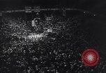 Standbild 9 Nationalen Konvent der Kommunistischen Partei USA New York City USA, 1936, aus Sekunde 18 historischem Filmmaterial Videoclip 65675028567