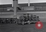 Image Automobiles recyclées en usine Ford United States USA, 1926, de la seconde 13 séquences d'archives historiques vidéo 65675028573