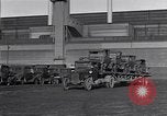 Image Automobiles recyclées en usine Ford United States USA, 1926, de la seconde 14 séquences d'archives historiques vidéo 65675028573