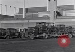 Image Automobiles recyclées en usine Ford United States USA, 1926, de la seconde 19 séquences d'archives historiques vidéo 65675028573