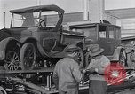 Image Automobiles recyclées en usine Ford United States USA, 1926, de la seconde 36 séquences d'archives historiques vidéo 65675028573