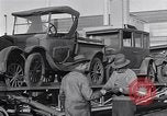 Image Automobiles recyclées en usine Ford United States USA, 1926, de la seconde 37 séquences d'archives historiques vidéo 65675028573