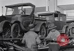 Image Automobiles recyclées en usine Ford United States USA, 1926, de la seconde 38 séquences d'archives historiques vidéo 65675028573