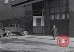 Image Automobiles recyclées en usine Ford United States USA, 1926, de la seconde 62 séquences d'archives historiques vidéo 65675028573
