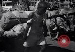 Standbild indische Volk Bombay Indien, 1958, aus Sekunde 10 historischem Filmmaterial Videoclip 65675028585