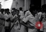 Standbild indische Volk Bombay Indien, 1958, aus Sekunde 19 historischem Filmmaterial Videoclip 65675028585