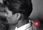 Standbild indische Volk Bombay Indien, 1958, aus Sekunde 28 historischem Filmmaterial Videoclip 65675028585