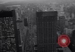 Standbild Hubschrauberlandeplatz auf dem Dach des Hochhauses New York City USA, 1964, aus Sekunde 39 historischem Filmmaterial Videoclip 65675028593