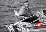 Standbild Robert Manry Falmouth England, 1965, aus Sekunde 16 historischem Filmmaterial Videoclip 65675028594