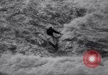 Standbild Slalom Rennen Österreich, 1965, aus Sekunde 27 historischem Filmmaterial Videoclip 65675028596
